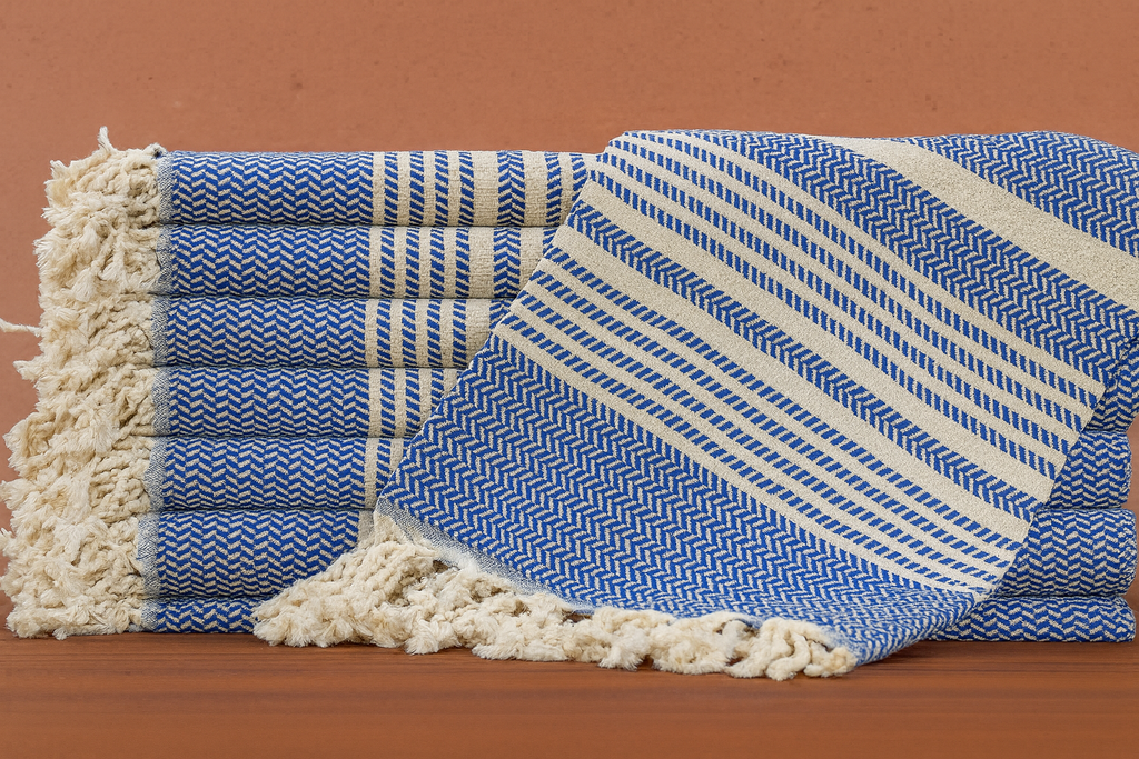 Blue and White Turkish Cotton Towel Set – Handwoven Peshtemal with Fringe