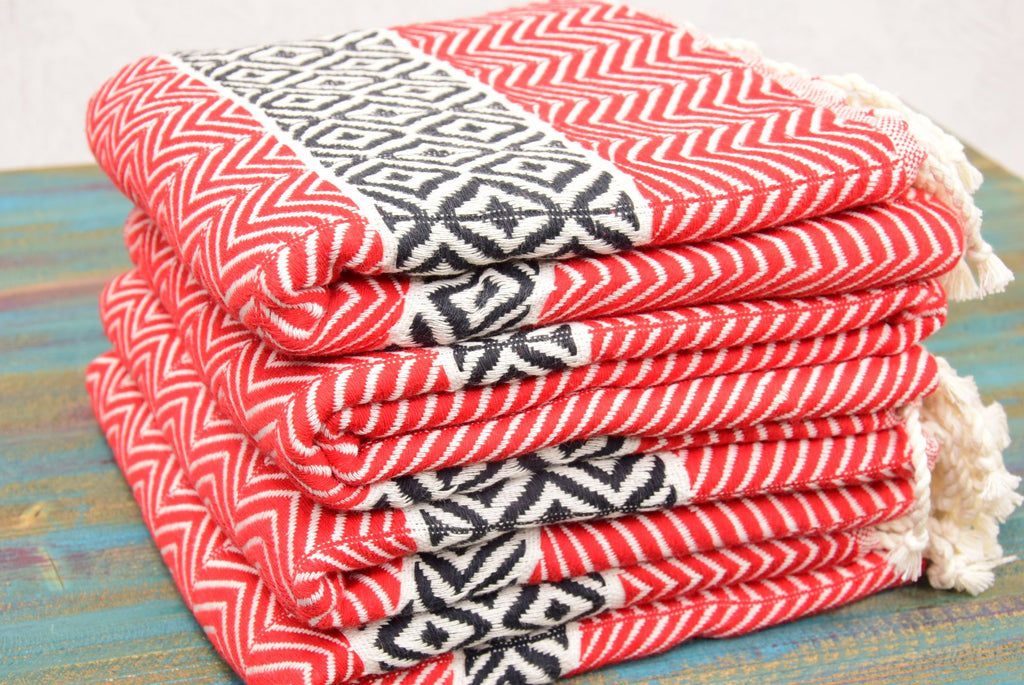 Red Boho Turkish Towel – Handmade Cotton Bath & Beach Towel, Black Diamond Pattern, Personalized Gift for Her, Bridesmaid & Home Decor Towel