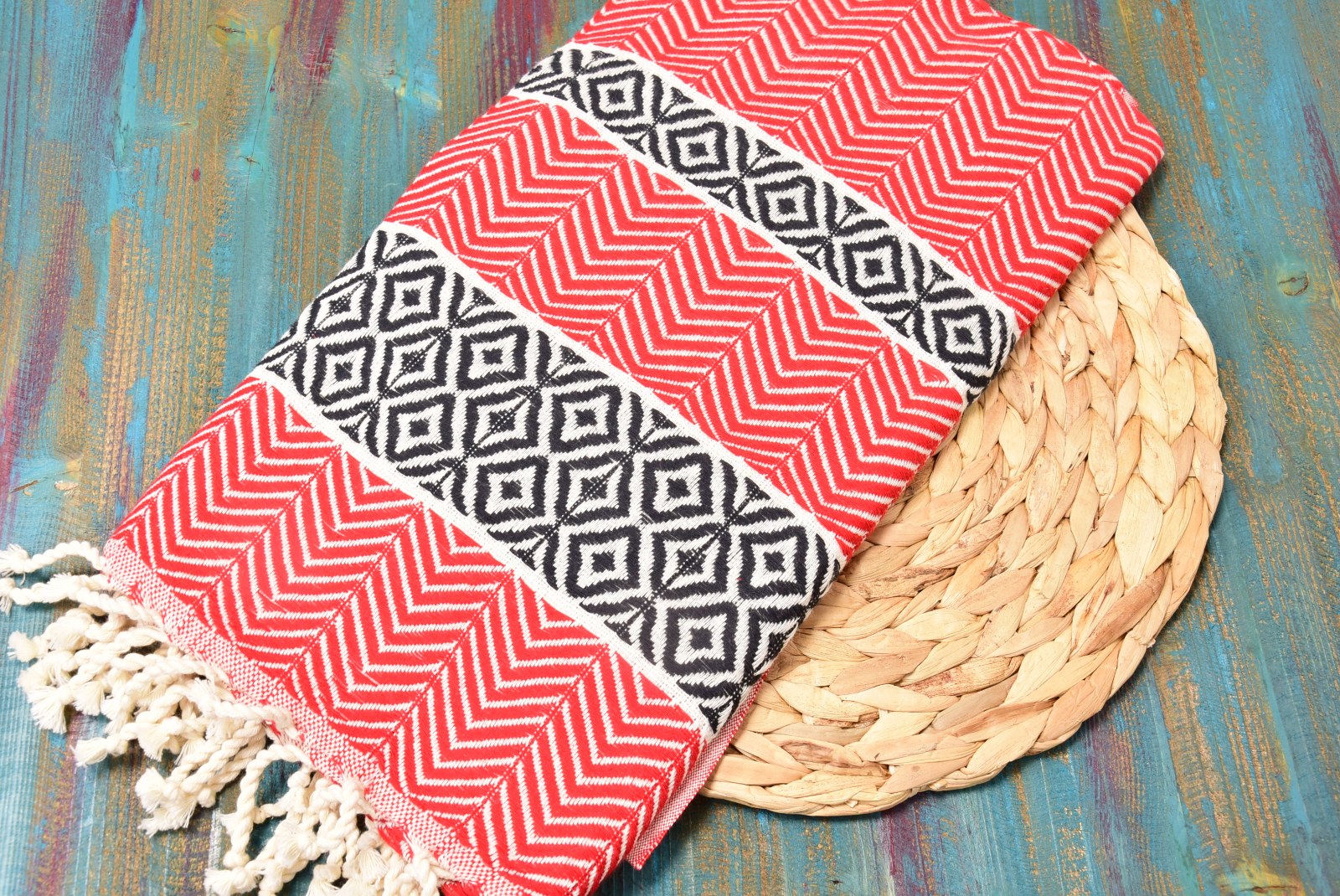 Red Boho Turkish Towel – Handmade Cotton Bath & Beach Towel, Black Diamond Pattern, Personalized Gift for Her, Bridesmaid & Home Decor Towel
