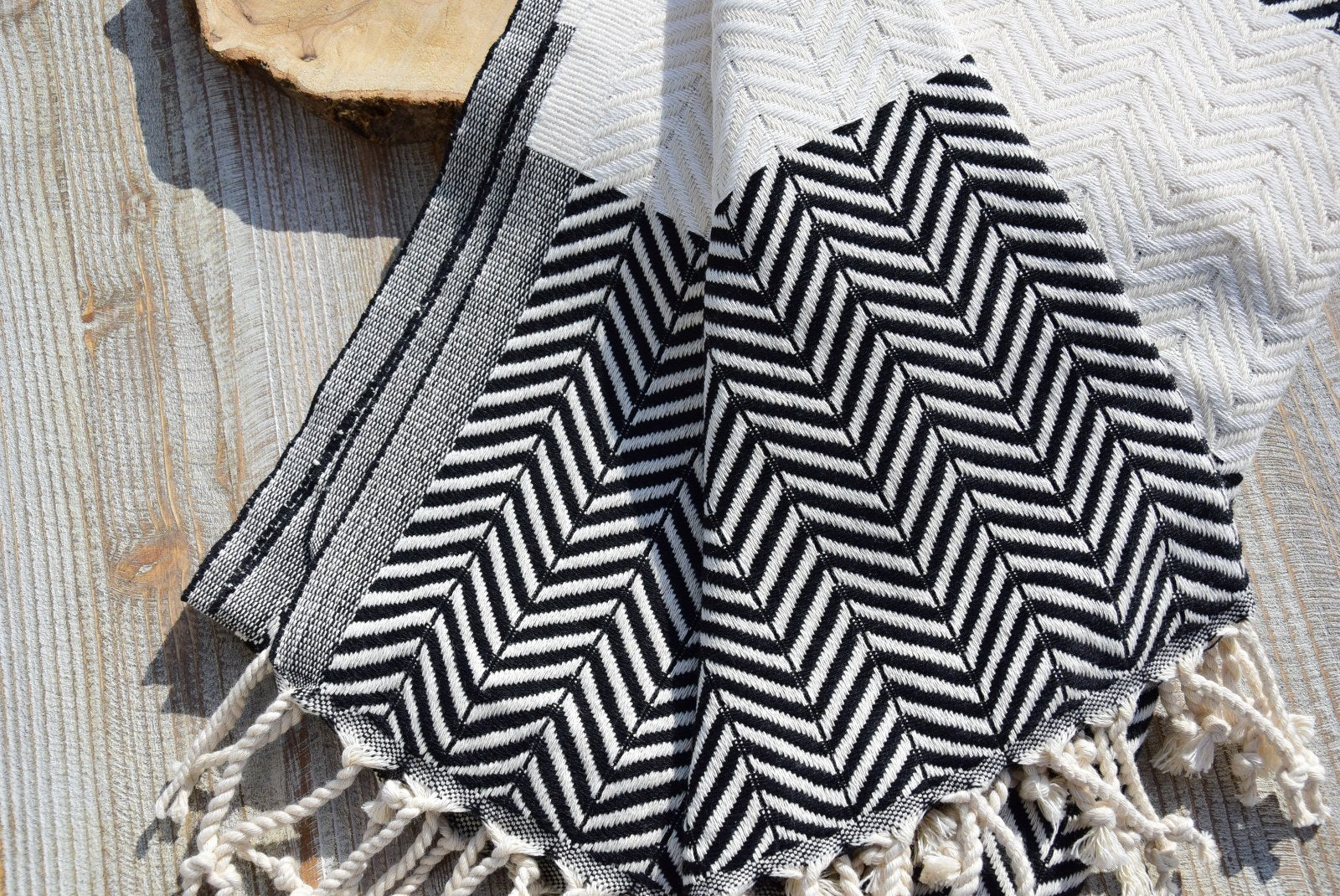 Black and White Turkish Towel – Luxury Cotton Chevron Towel, Handmade Bath & Spa Towel, Personalized Gift for Her, Bridesmaid or Home Decor