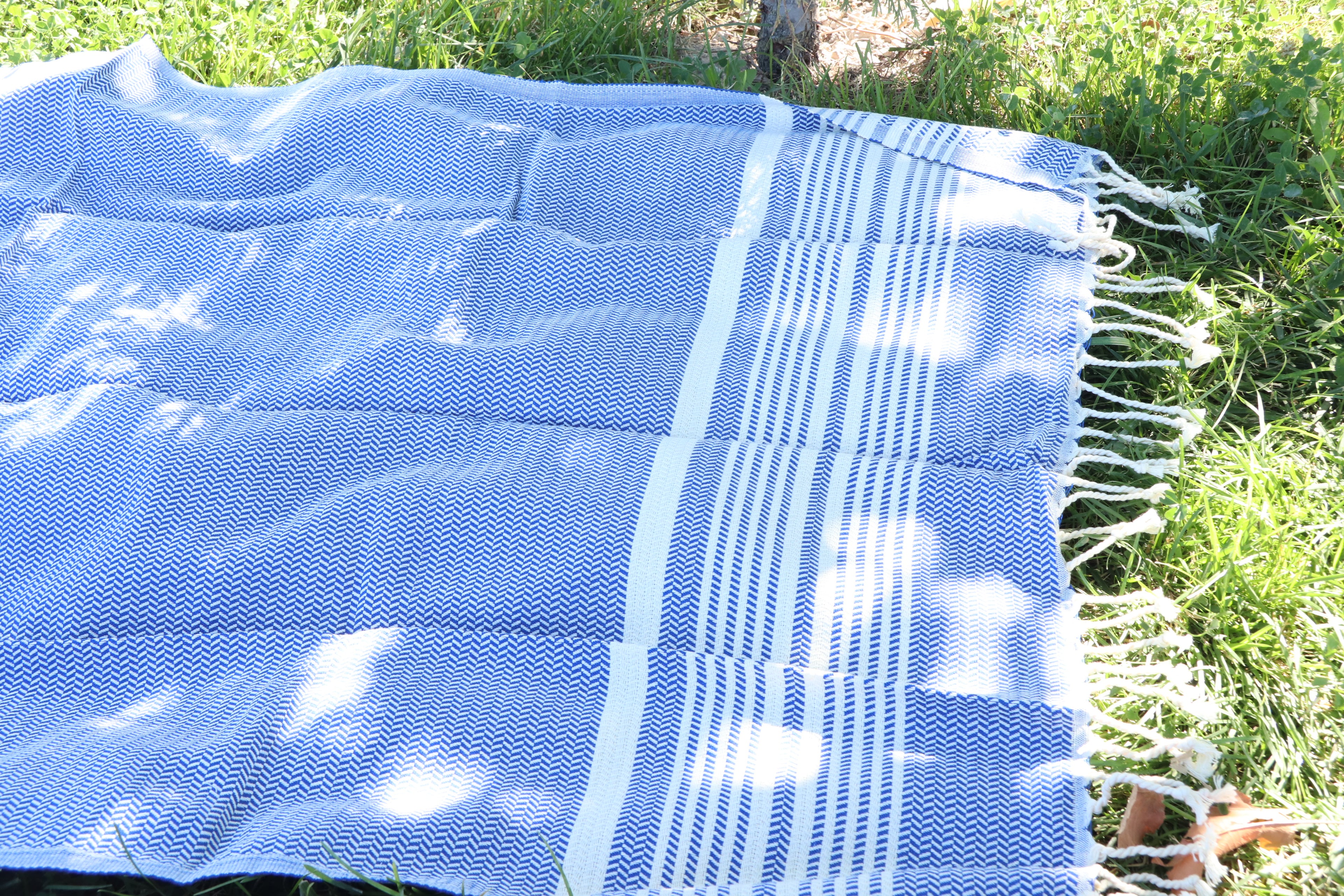 Blue and White Turkish Cotton Towel Set – Handwoven Peshtemal with Fringe