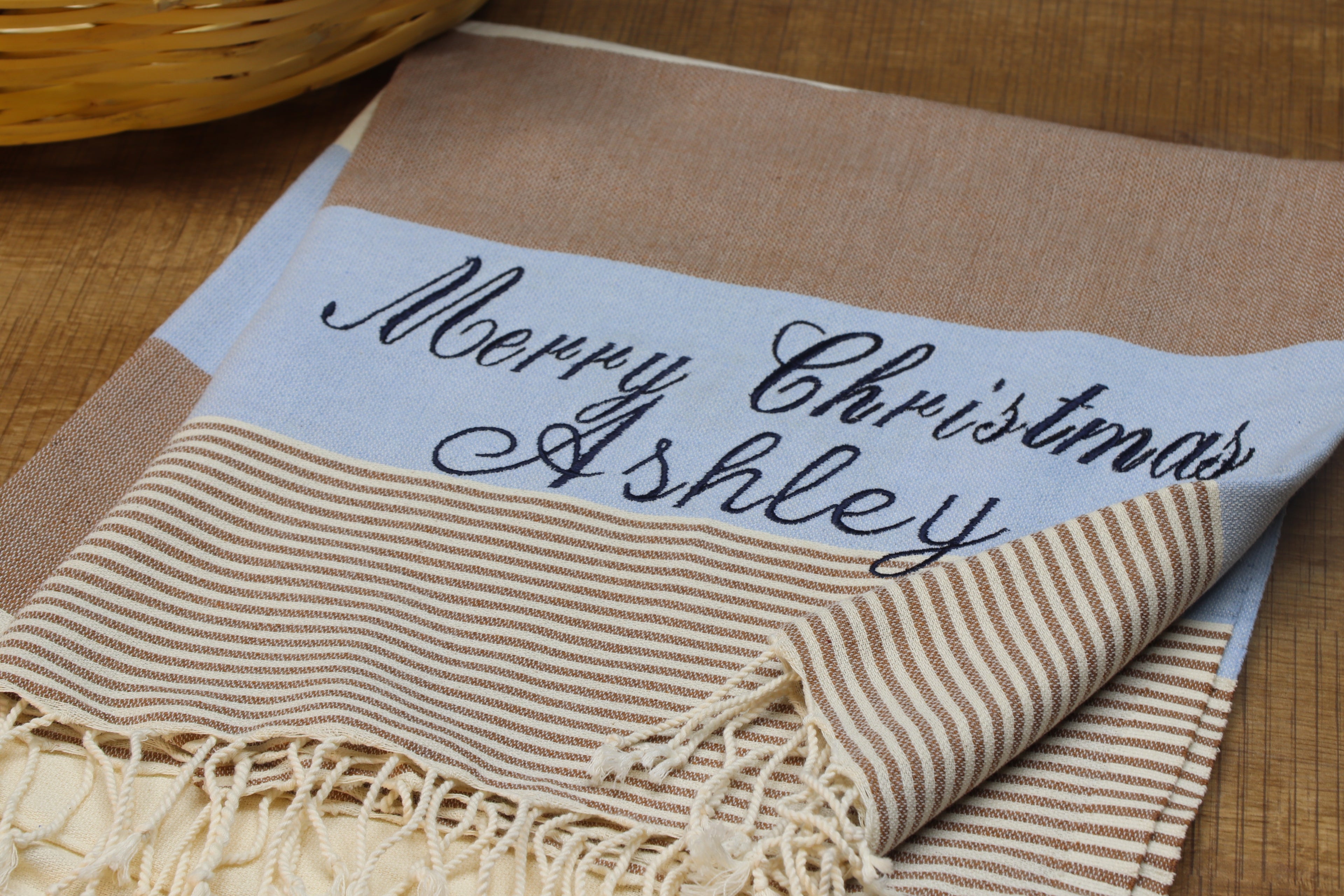 Personalized Gifts: Premium Turkish Cotton Towel – Personalized Embroidery